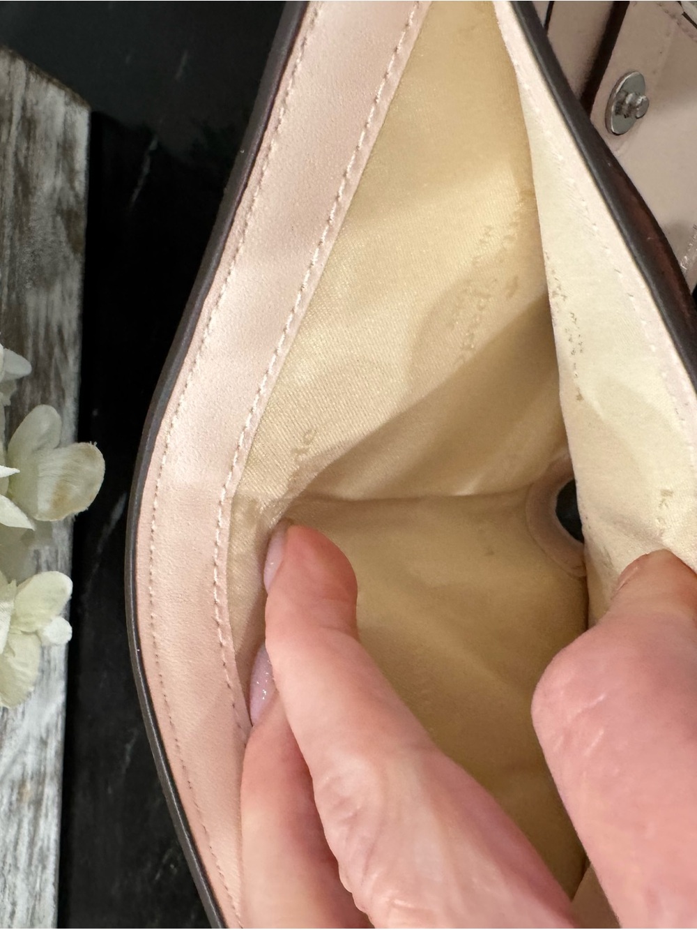 🍃🌼 Kate Spade Floral Small L Zip Wallet in Fresh Peach Multi - Picture 7 of 11